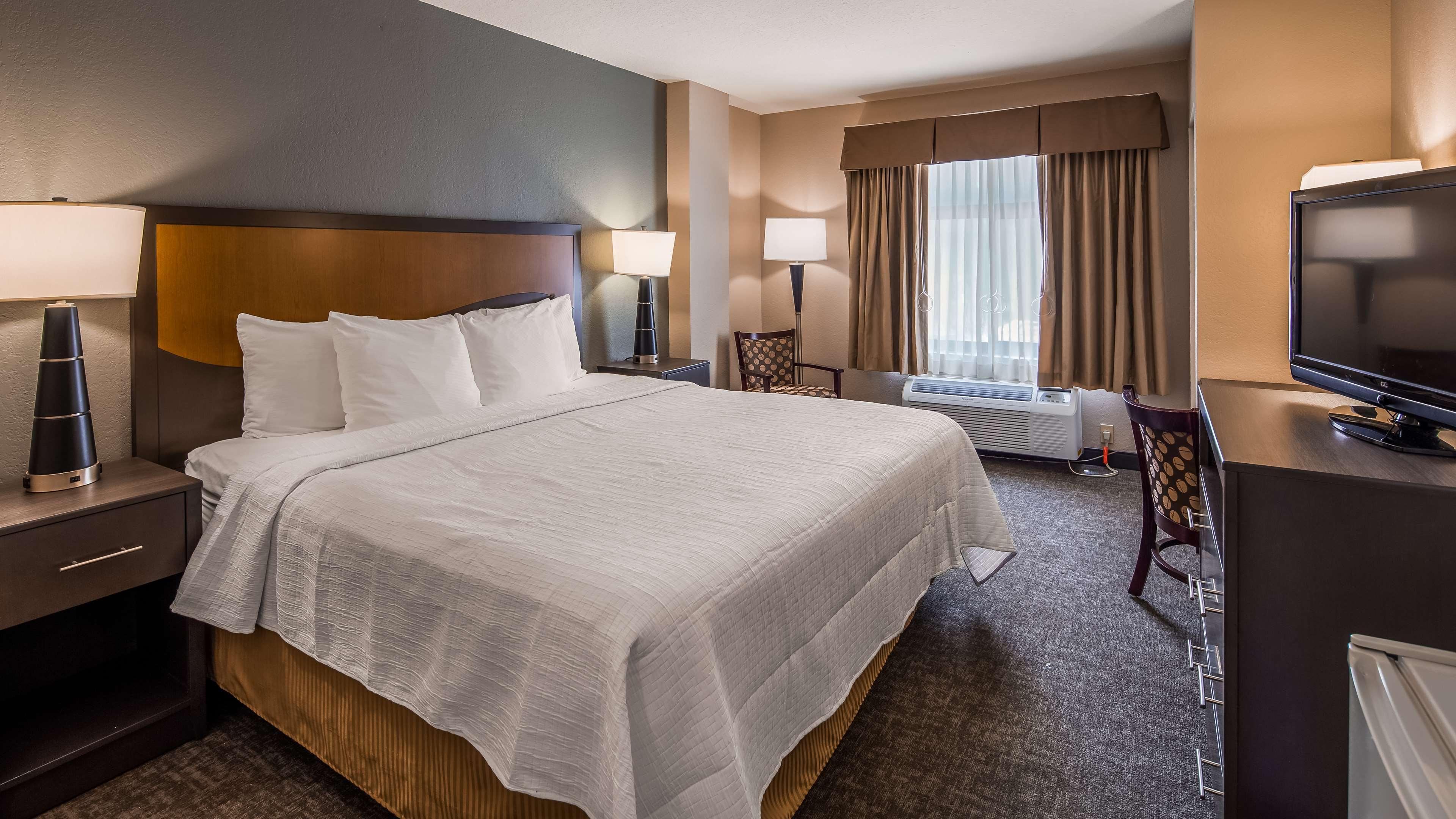 Hotel Western Monterey 3*