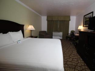Western Monterey Hotel 3*